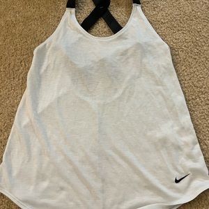 Nike dri-fit Elastika tank top size small